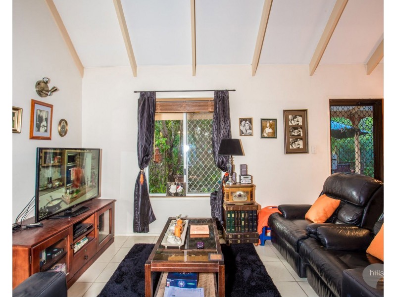 1/18 Eurimbula Court, Paradise Point QLD 4216