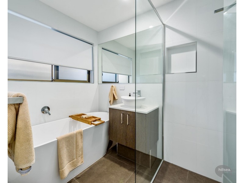 7 Magellan Avenue, Hollywell QLD 4216