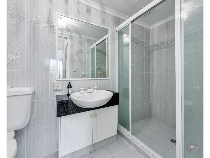 7/12 Canal Avenue, Runaway Bay QLD 4216