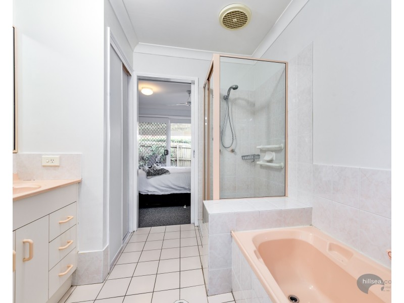 16/433 Pine Ridge Road, Runaway Bay QLD 4216