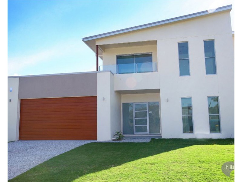 1/2 Bulolo Avenue, Runaway Bay QLD 4216