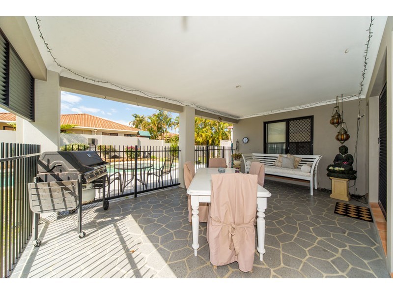 5 Orpington Court, Arundel QLD 4214