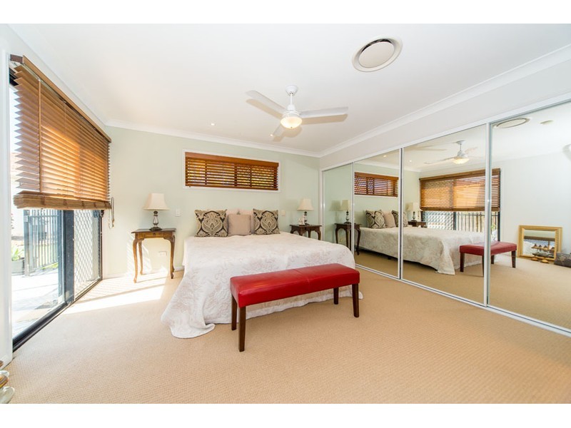 5 Orpington Court, Arundel QLD 4214