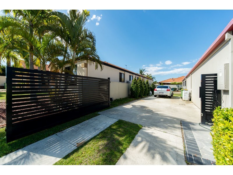 5 Orpington Court, Arundel QLD 4214