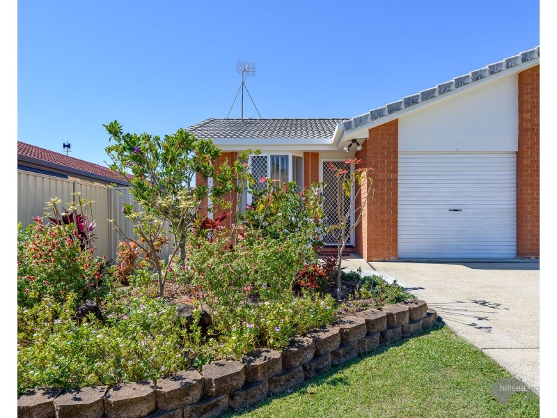1/6 Clovelly Place, Labrador QLD 4215