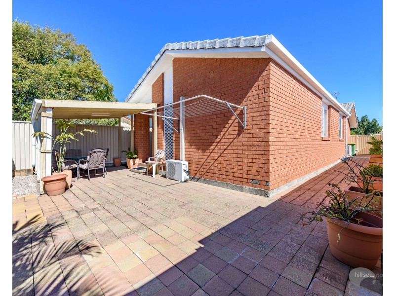 1/6 Clovelly Place, Labrador QLD 4215