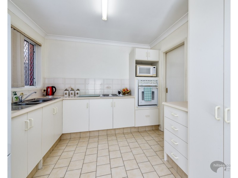 1/6 Clovelly Place, Labrador QLD 4215