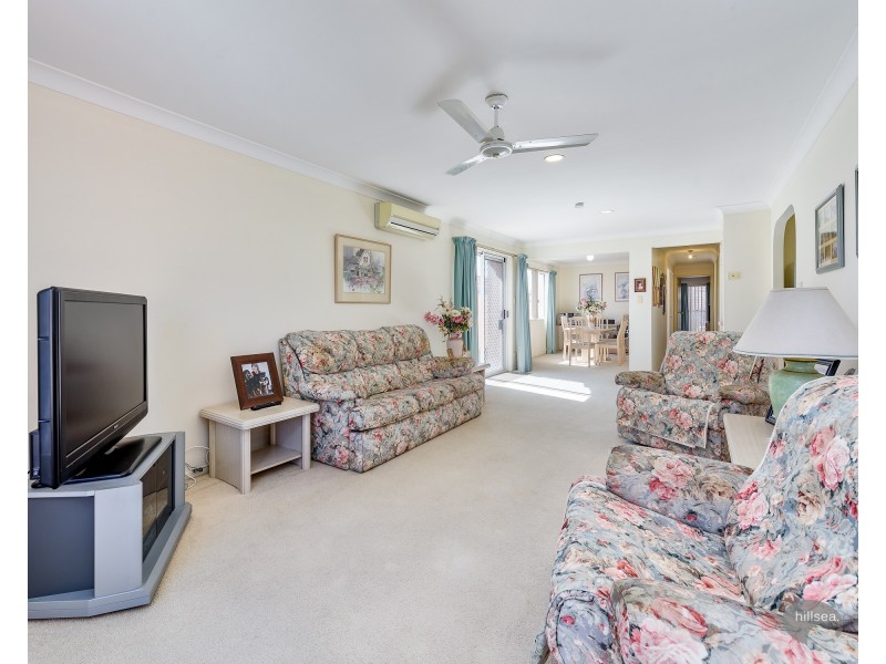 1/6 Clovelly Place, Labrador QLD 4215