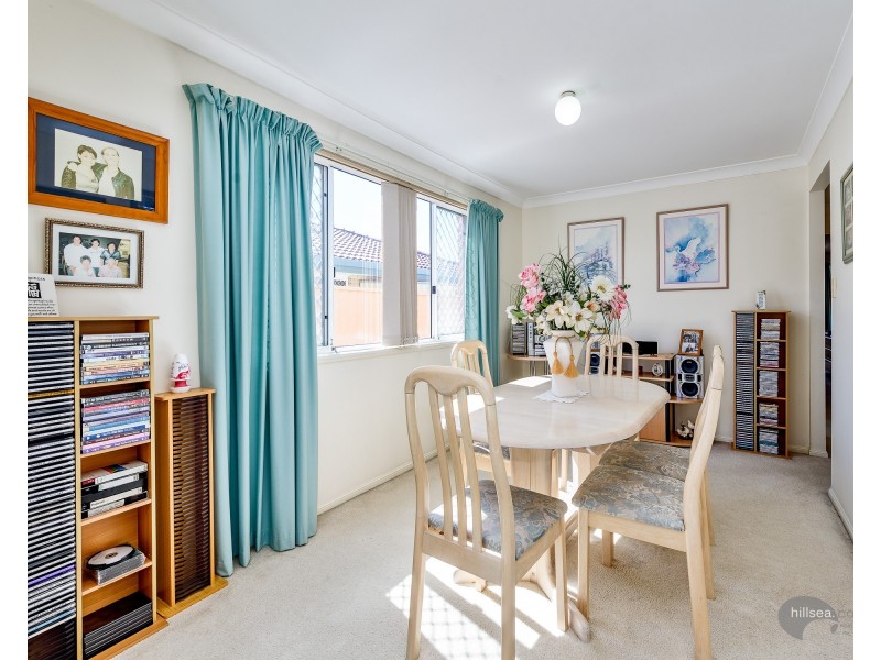 1/6 Clovelly Place, Labrador QLD 4215