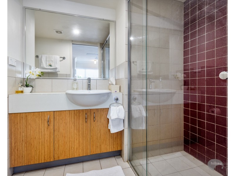 802/33 Clark Street, Biggera Waters QLD 4216