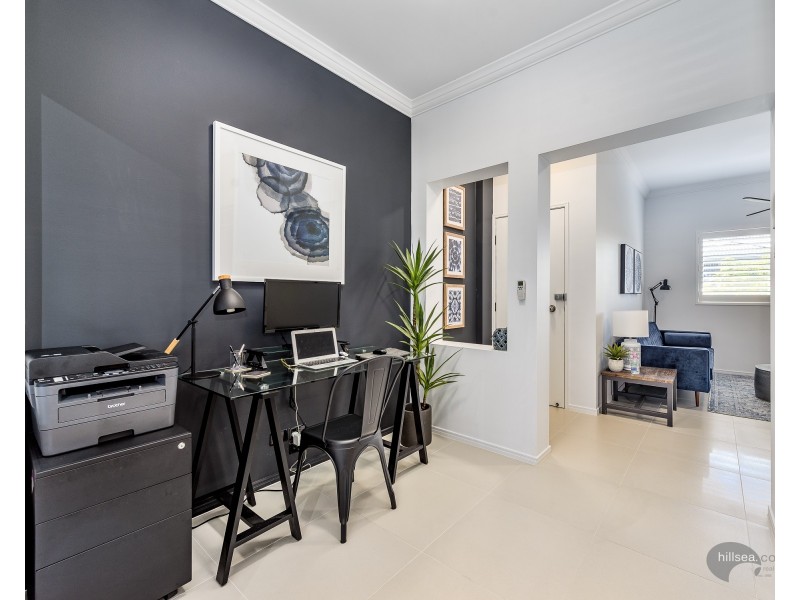 20/82-86 Limetree Parade, Runaway Bay QLD 4216