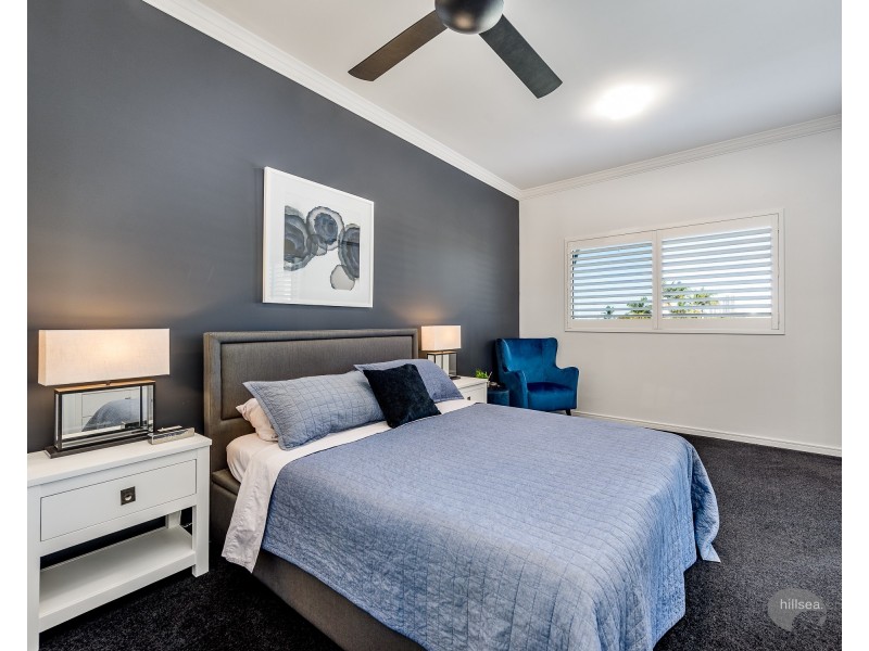 20/82-86 Limetree Parade, Runaway Bay QLD 4216