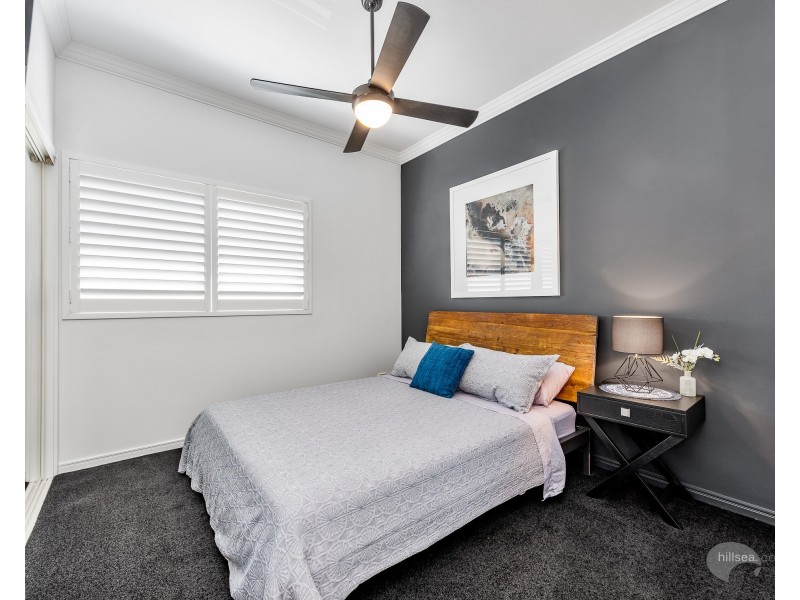 20/82-86 Limetree Parade, Runaway Bay QLD 4216