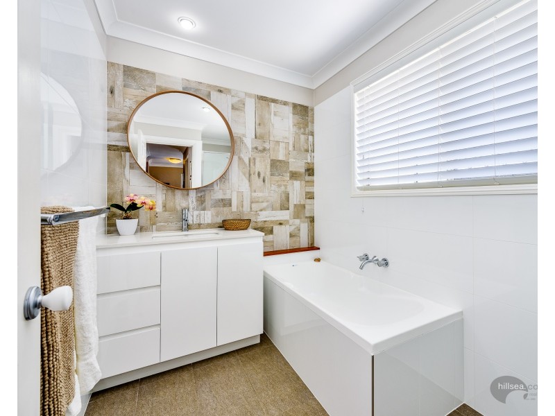 1/41 Ashbourne Terrace, Biggera Waters QLD 4216