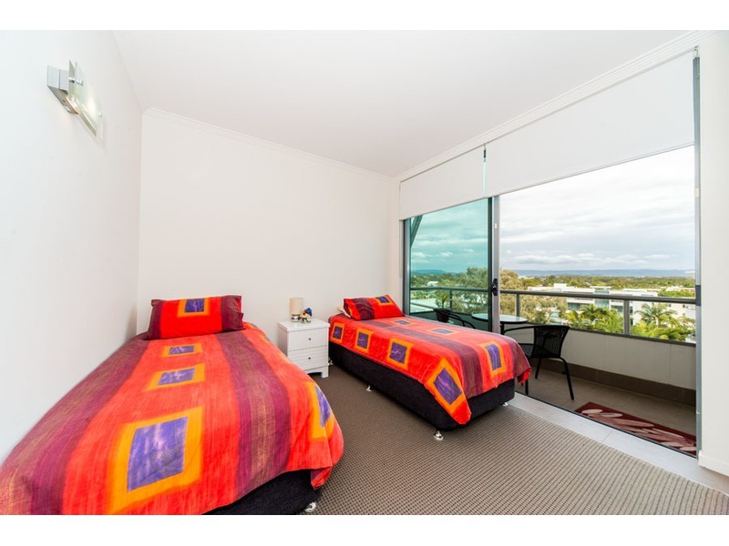 33/20 Bayview Street, Runaway Bay QLD 4216