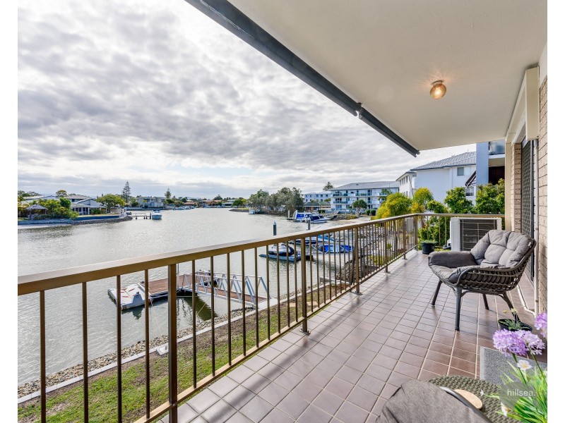 2/18 Back Street, Biggera Waters QLD 4216