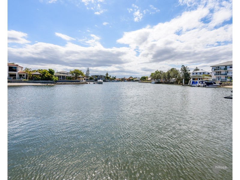 2/18 Back Street, Biggera Waters QLD 4216