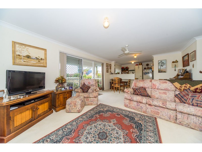 8/145 Muir Street, Labrador QLD 4215