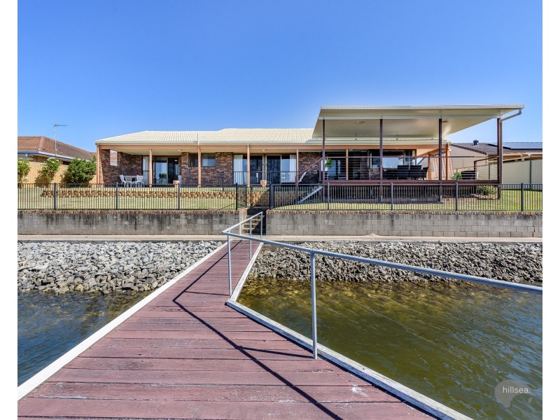 9 Tari Court, Runaway Bay QLD 4216