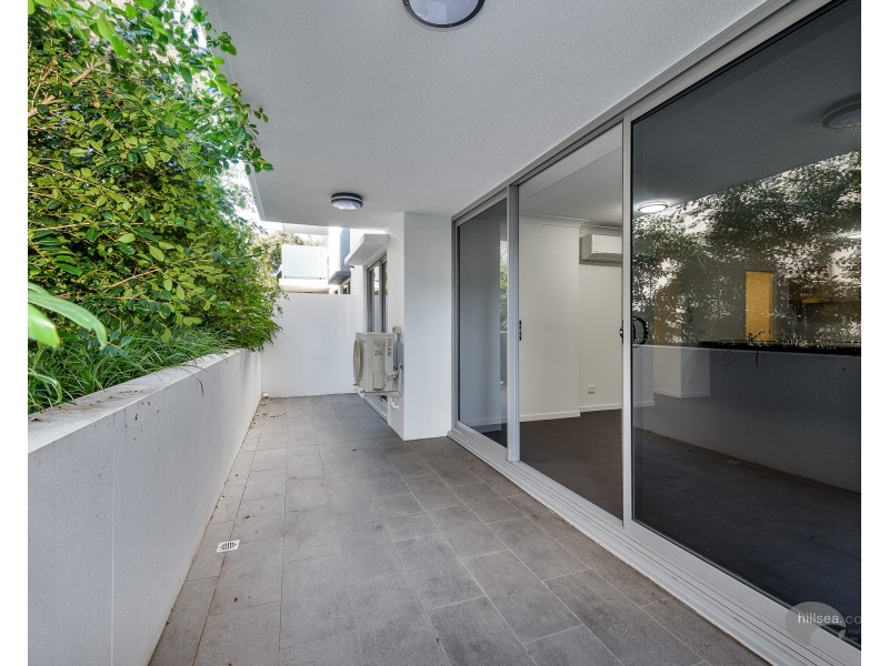 33 Loder Street, Biggera Waters QLD 4216