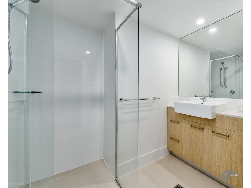 33 Loder Street, Biggera Waters QLD 4216