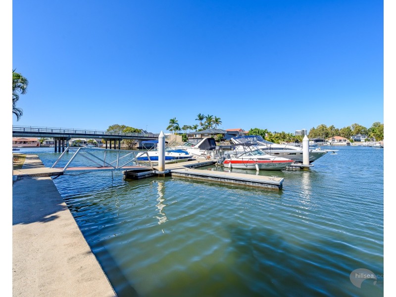 36/82-86 Limetree Parade, Runaway Bay QLD 4216