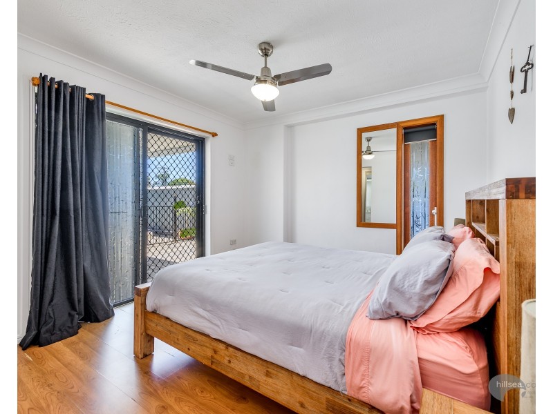 1 Nambur Street, Runaway Bay QLD 4216