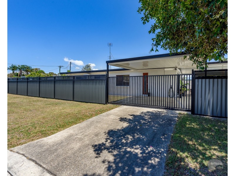 1 Nambur Street, Runaway Bay QLD 4216