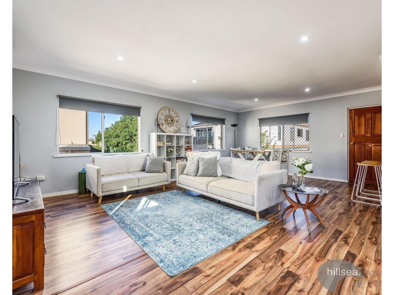 3/8 Nankeen Avenue, Paradise Point QLD 4216