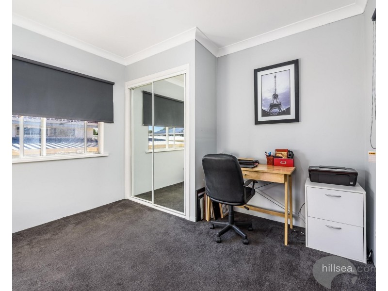 3/8 Nankeen Avenue, Paradise Point QLD 4216