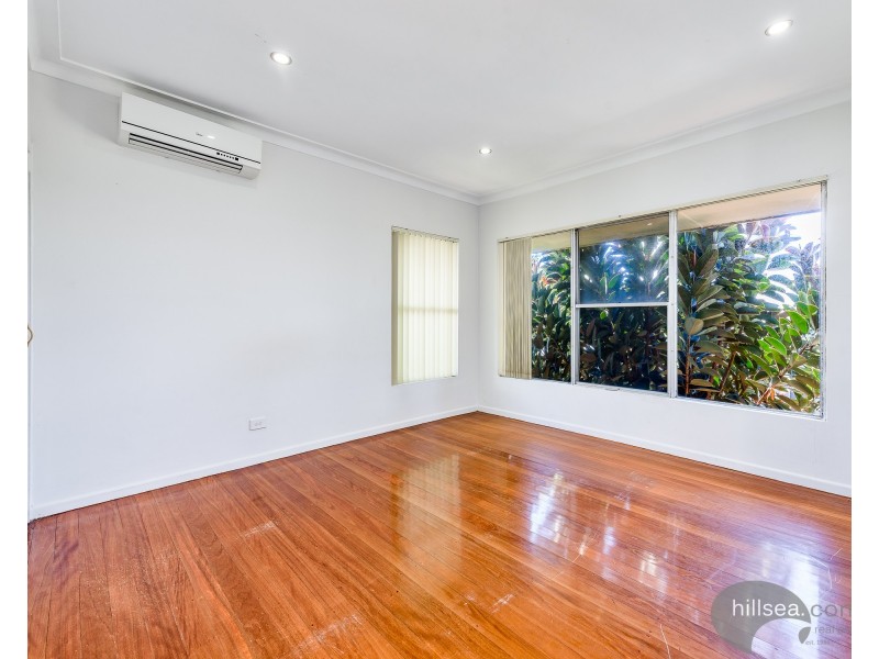 58 Hollywell Road, Biggera Waters QLD 4216