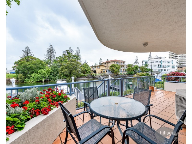 3/9-13 Madang Crescent, Runaway Bay QLD 4216