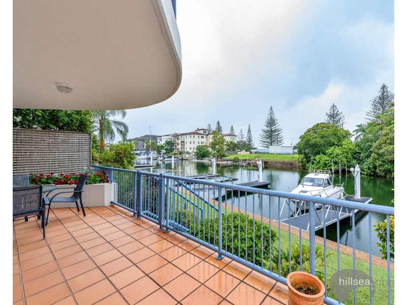 3/9-13 Madang Crescent, Runaway Bay QLD 4216