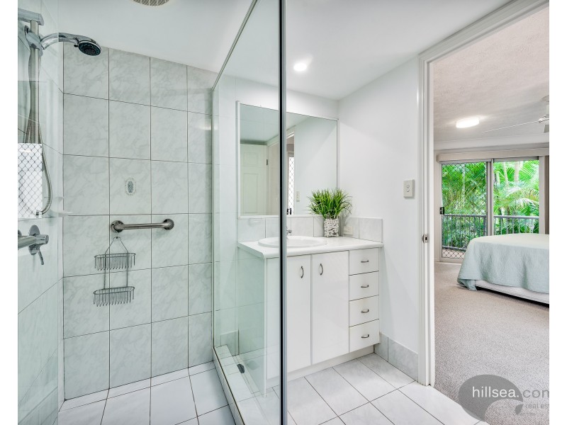 3/9-13 Madang Crescent, Runaway Bay QLD 4216