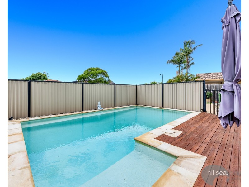 15 Dalby Court, Helensvale QLD 4212
