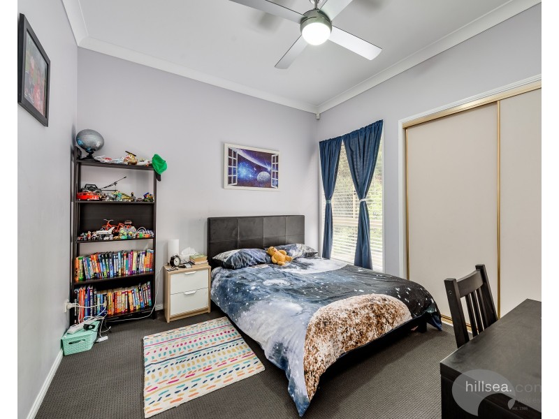 15 Dalby Court, Helensvale QLD 4212