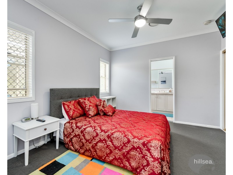 15 Dalby Court, Helensvale QLD 4212