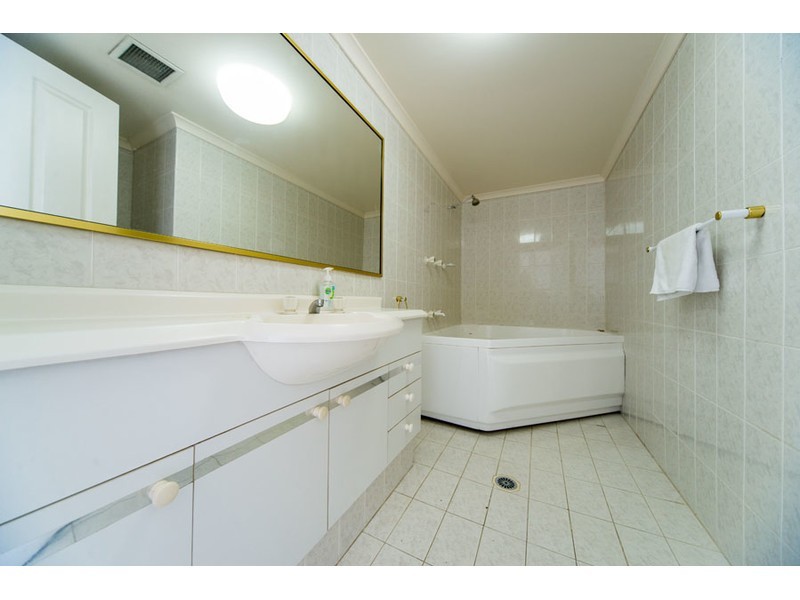 5G/510 Marine Parade, Biggera Waters QLD 4216