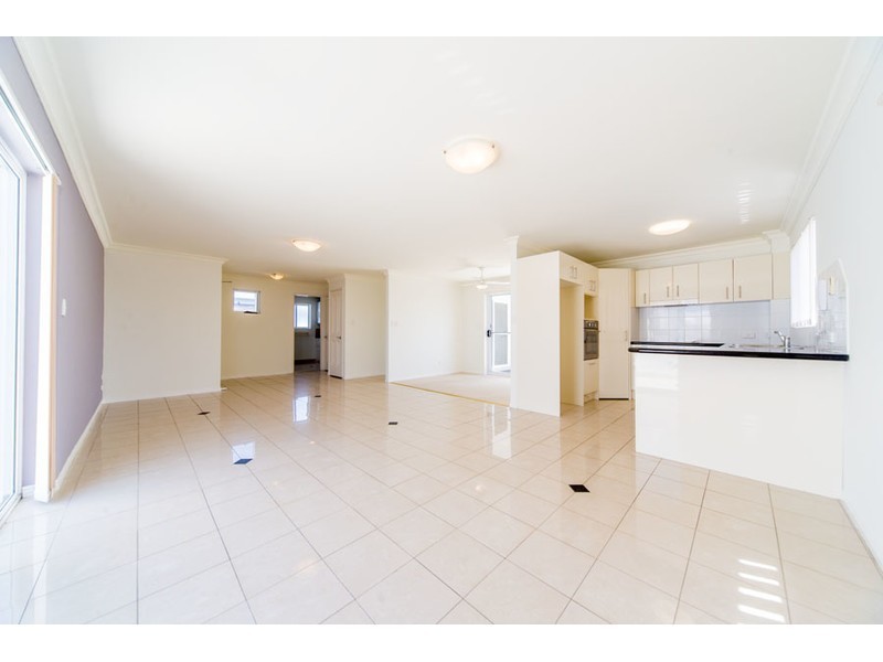 7/97 Muir Street, Labrador QLD 4215