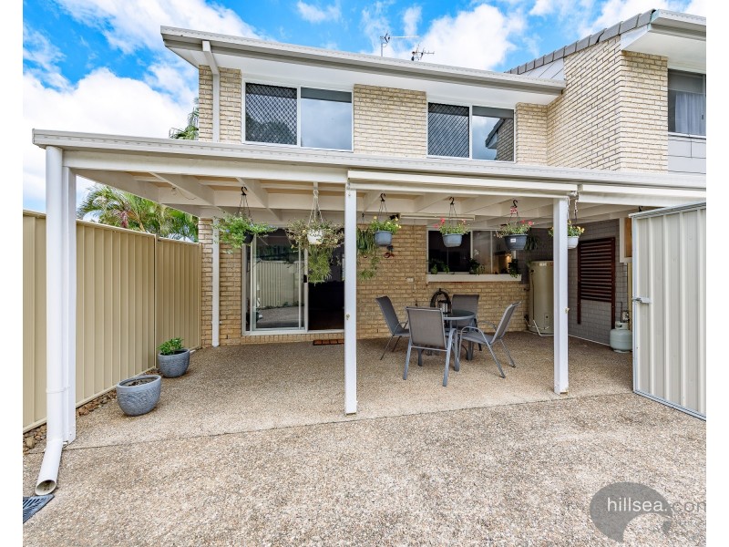 8/14 Liam Court, Labrador QLD 4215