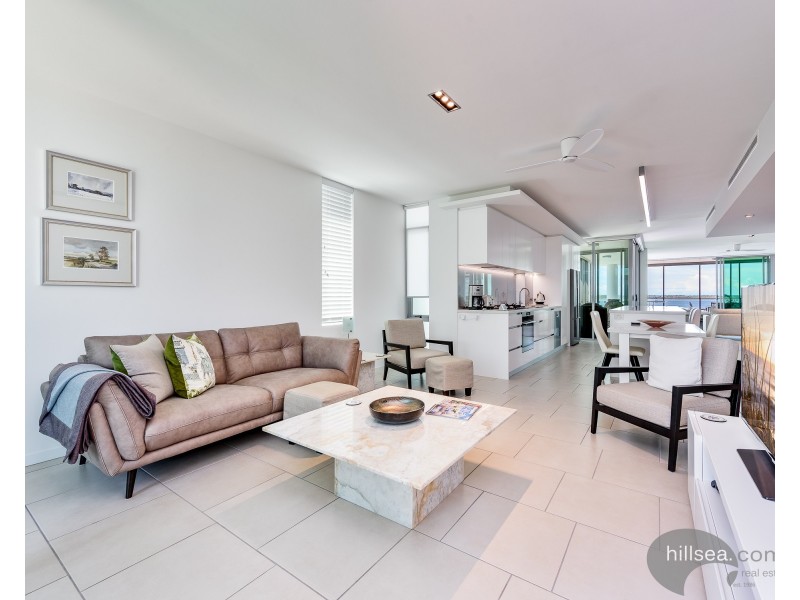 28401/2 Ephraim Island, Paradise Point QLD 4216
