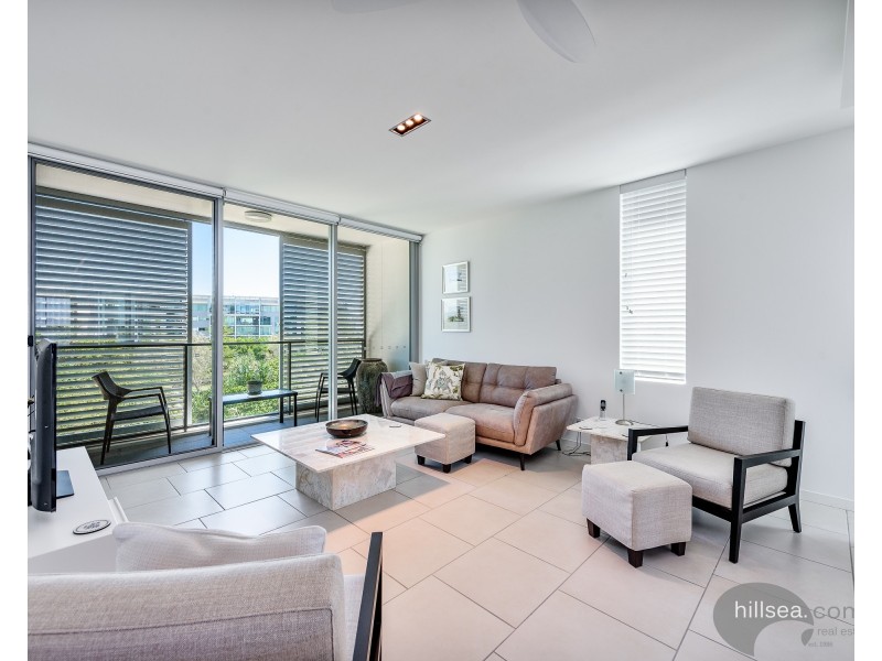 28401/2 Ephraim Island, Paradise Point QLD 4216