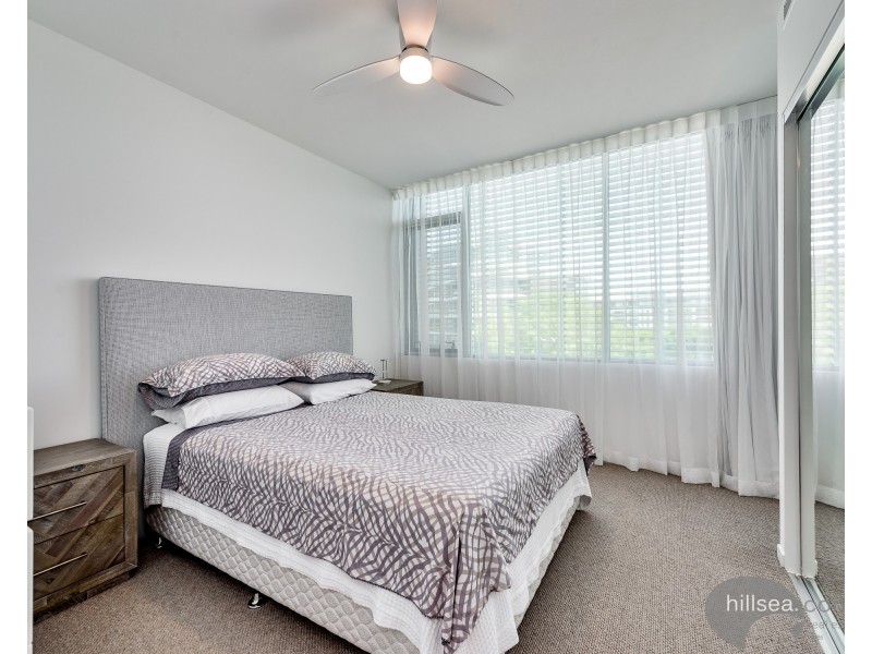 28401/2 Ephraim Island, Paradise Point QLD 4216