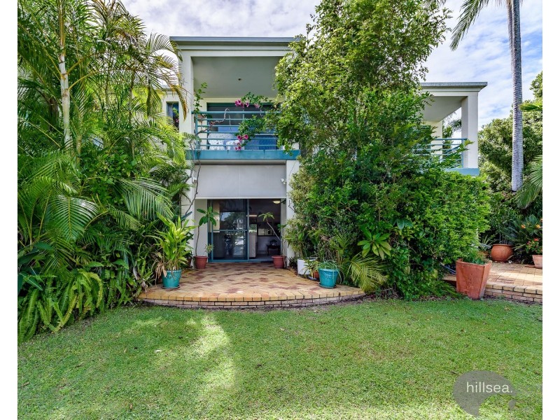 2/3 Lee Road, Runaway Bay QLD 4216