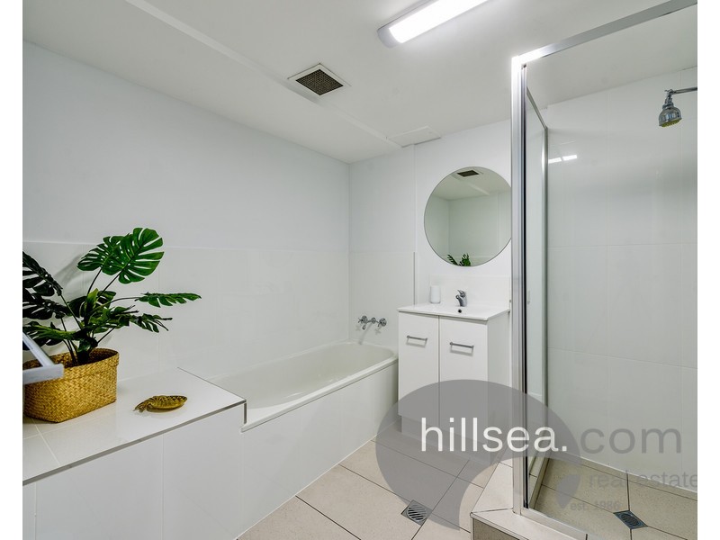 9/418 Marine Parade, Biggera Waters QLD 4216