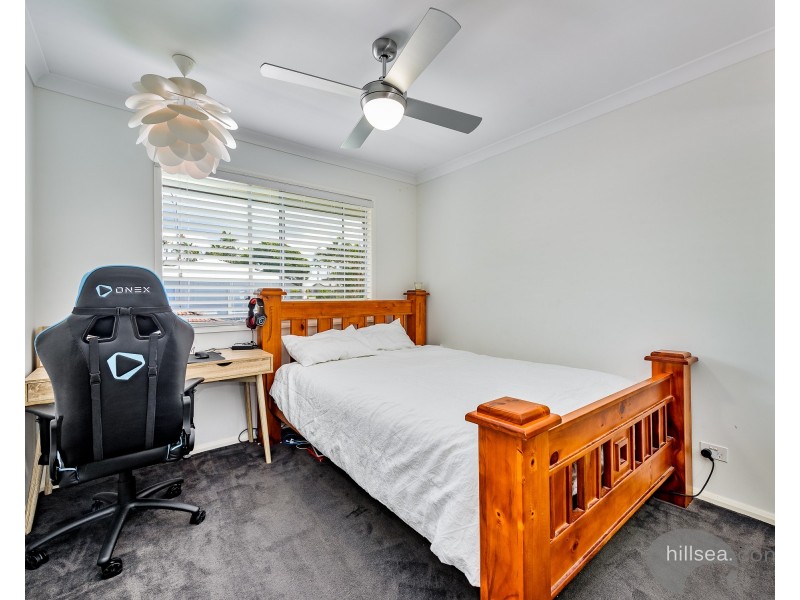 14 Akoonah Street, Hope Island QLD 4212