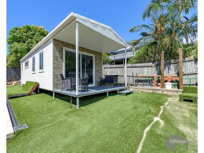 14 Akoonah Street, Hope Island QLD 4212