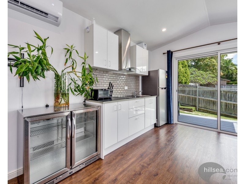 14 Akoonah Street, Hope Island QLD 4212
