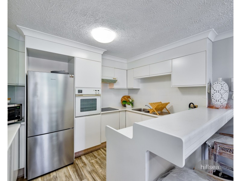 17/48 The Esplanade, Paradise Point QLD 4216