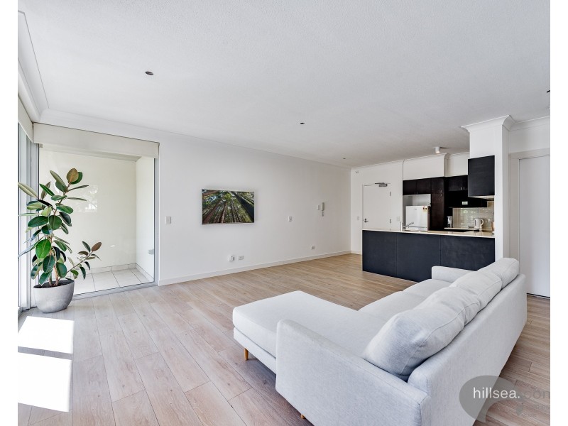 5/5 Carey Lane, Southport QLD 4215